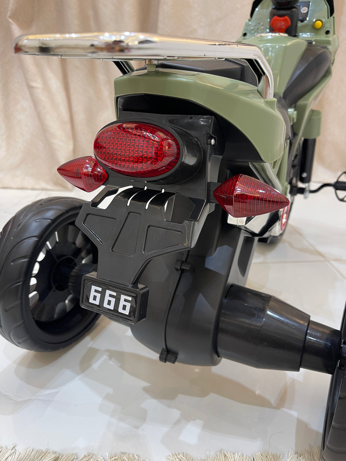 🏍️ دراجة ثلاثية للأطفال بتصميم دراجة نارية 🏍️