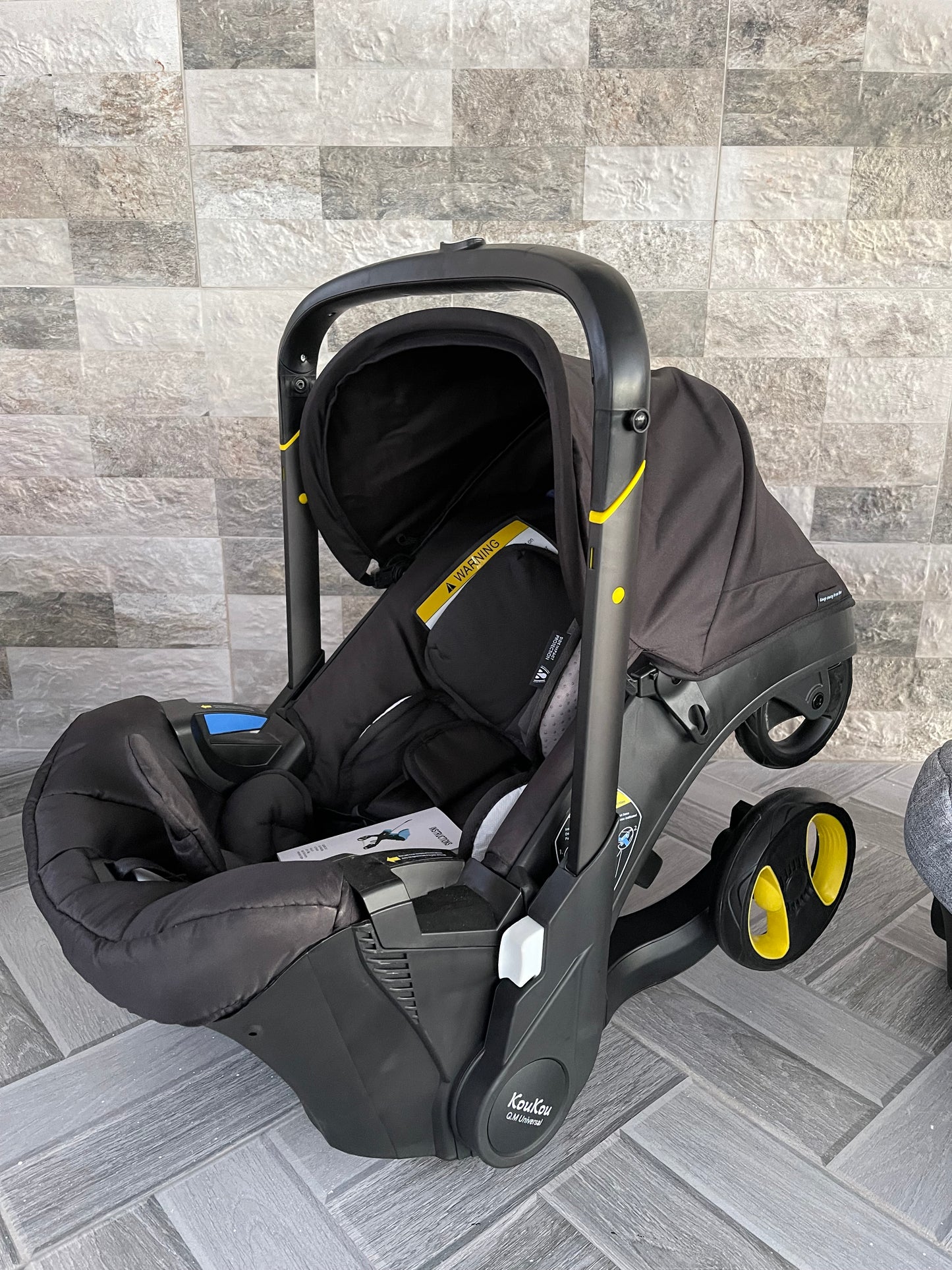 Poussette + siège auto multifonction