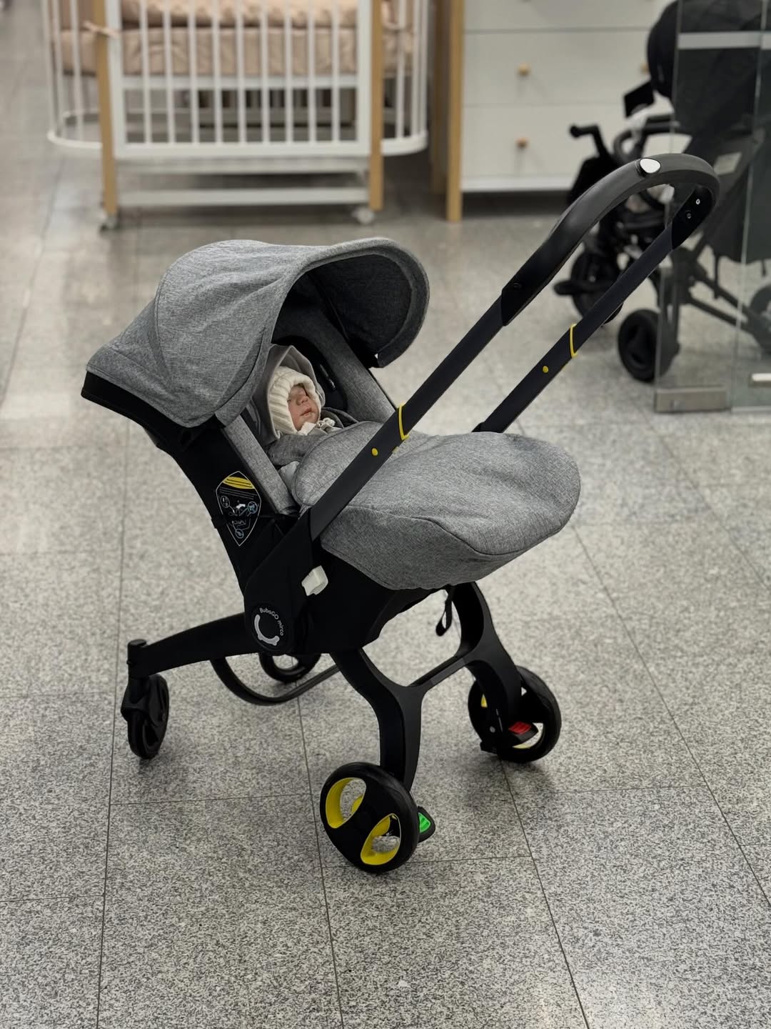 Poussette + siège auto multifonction