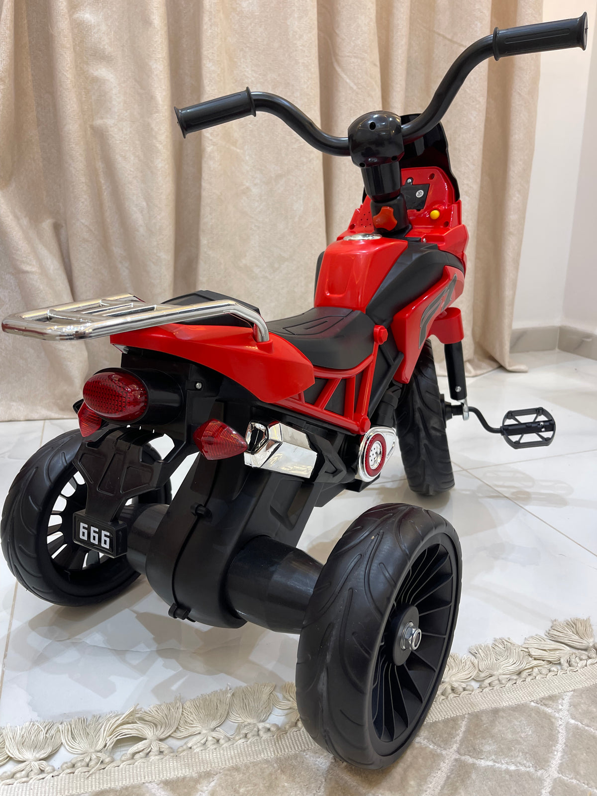 🏍️ دراجة ثلاثية للأطفال بتصميم دراجة نارية 🏍️